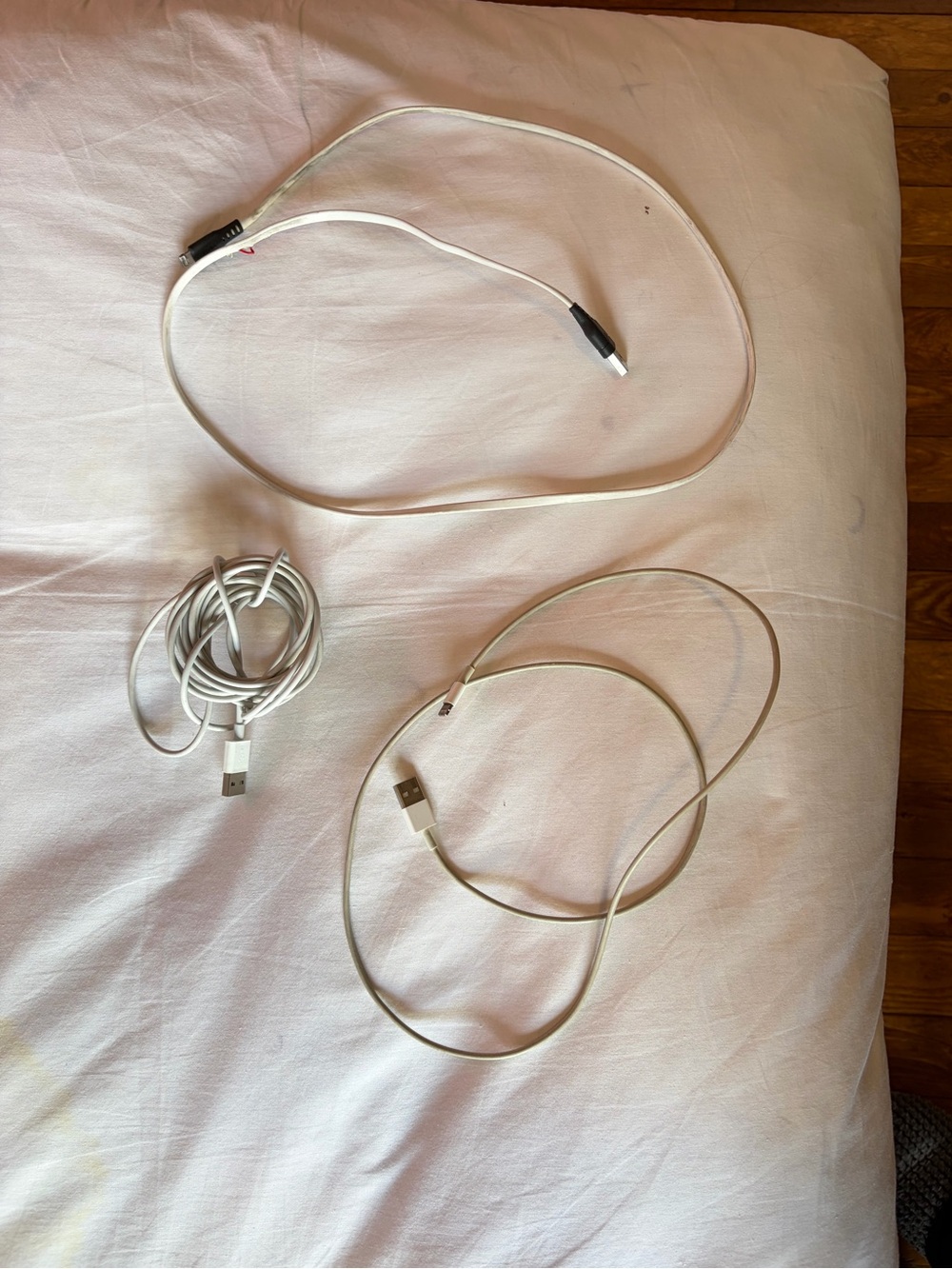 3 Original IPhone Chargers